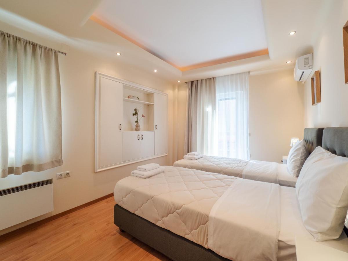 Aura Elegant Apartment Near Garitsa Bay Análipsis Exterior foto